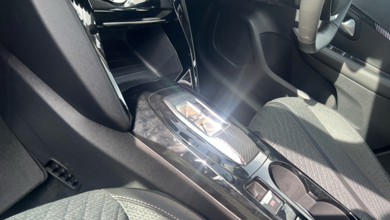 Peugeot 208 1.2 Hybrid 100 Allure 5dr e-DSC6 Petrol Hatchback